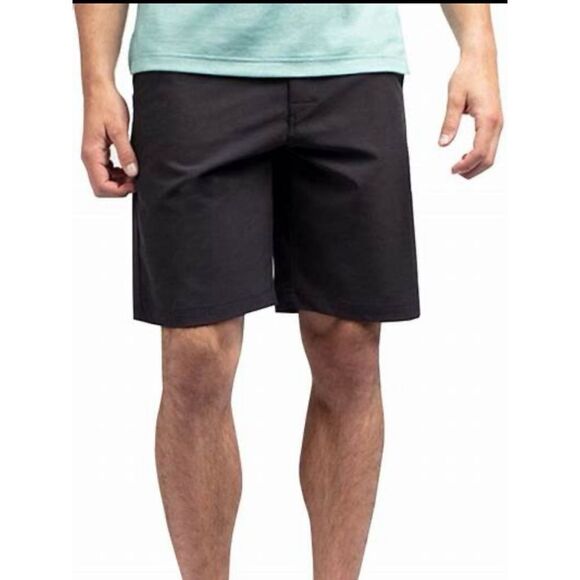 Travis Mathew Beck Shorts Black 81% polyester, 13% cotton, 6% spandex Size 38 - Picture 3 of 11